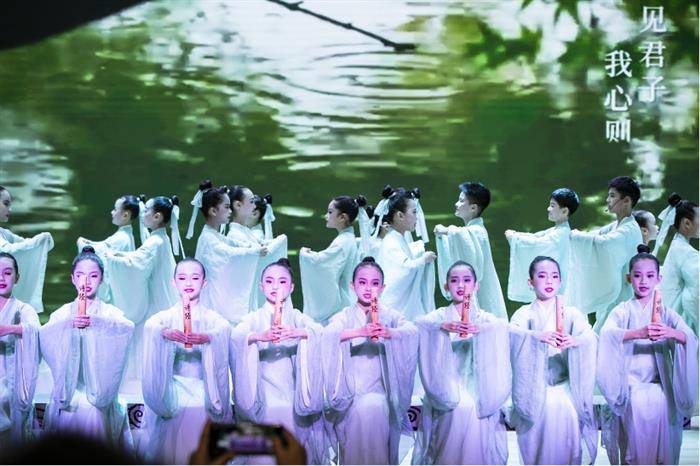 以诗为教，以礼养德，以乐化成——深圳市“中华诗教·鹏城诗意”教学研讨活动纪实