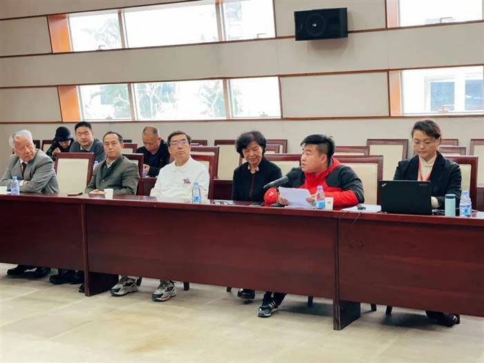 首届“仁美诗词写作现象”专题座谈会召开
