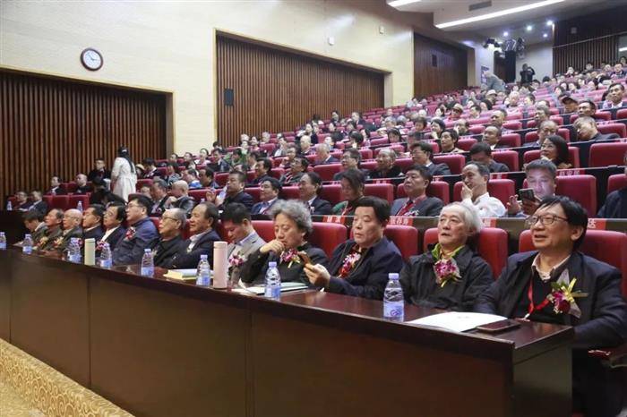 沈华维：中华诗词百城采风交流是一种活动形式创新